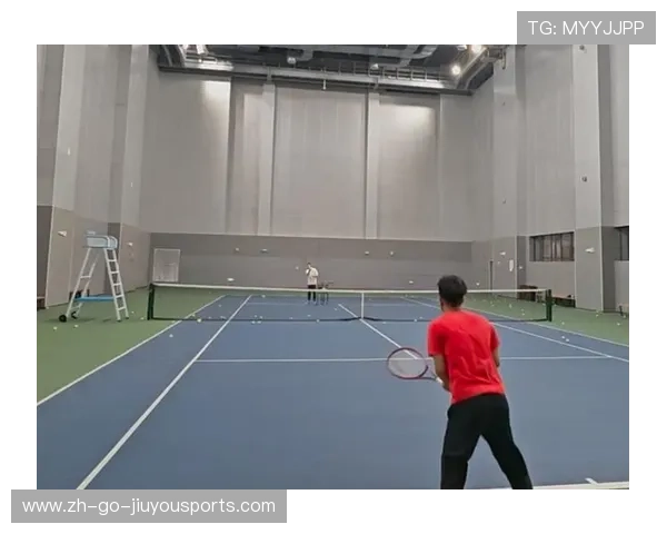 网球反手切削技术在化解对方进攻节奏中的作用（233 ）